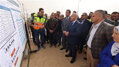  وزير النقل يتفقد مواقع العمل بمشروع تطوير الطريق الدولي الساحلي