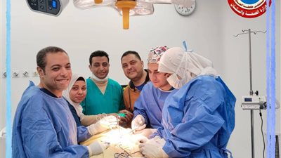 فريق طبي بمستشفى طهطا العام ينجح في التعامل مع حالة نادرة للغاية