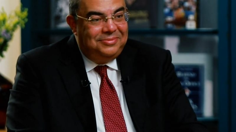 محمود محيي الدين