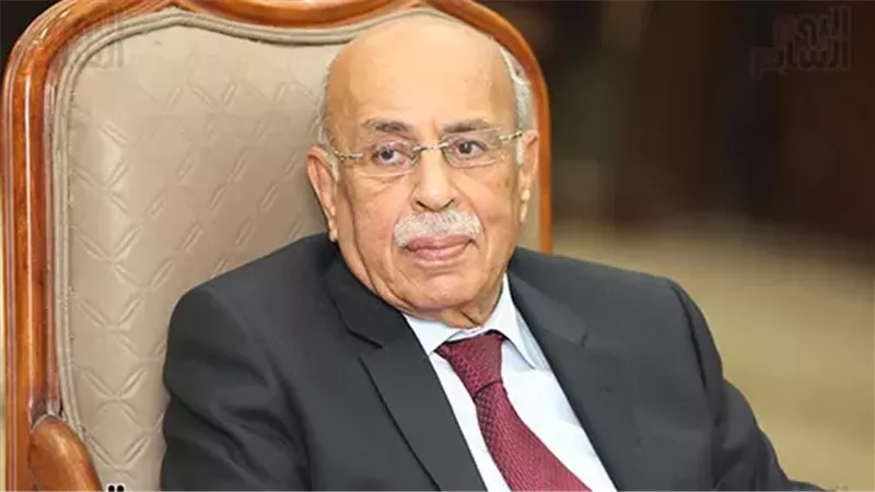 الدكتور مفيد شهاب