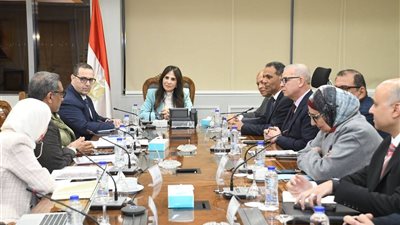 وزيرة الإسكان تؤكد على تعزيز الترويج وتحقيق أعلى عائد من الأصول العقارية