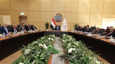 كامل الوزير :  14.3 مليار جنية أرباح القابضة للنقل البحري والبري