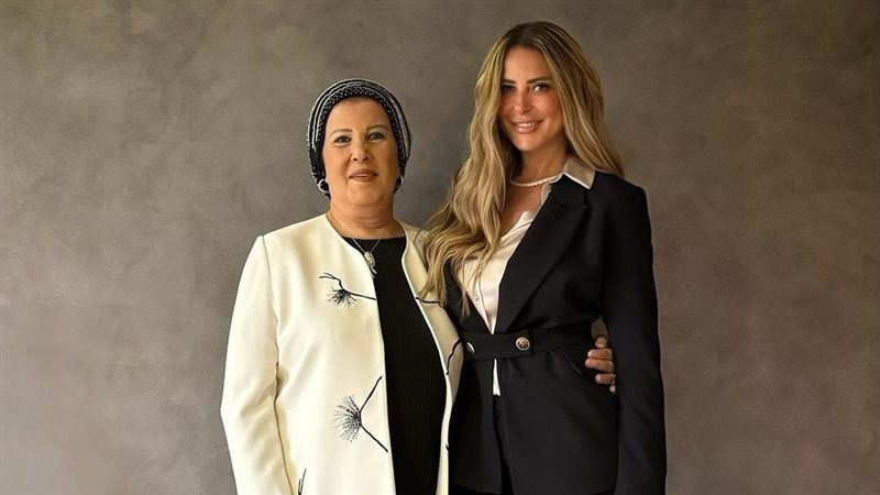 ريم مصطفى ووالدتها