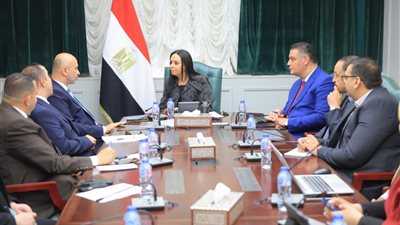 وزيرة التضامن الاجتماعي تلتقي عدداً من أعضاء مجلس النواب