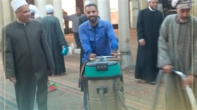 أوقاف قنا تطلق حملة موسعة لنظافة وتعقيم المساجد استعدادًا لشهر رمضان