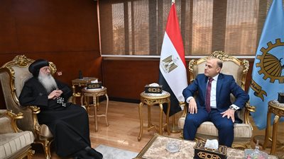 محافظ الغربية يستقبل الأنبا بولا للتهنئة بتوليه مهام منصبه وبشهر رمضان المبارك