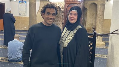 مجرية تعلن إسلامها بمسجد أبو الحجاج وتختار «زينب» قبل رمضان