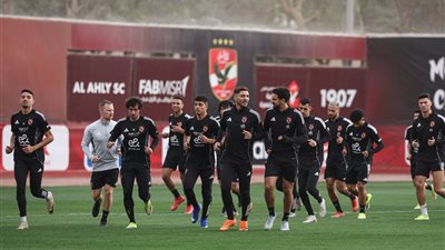 تشكيل الأهلي المتوقع لمواجهة سموحة الليلة في الدوري