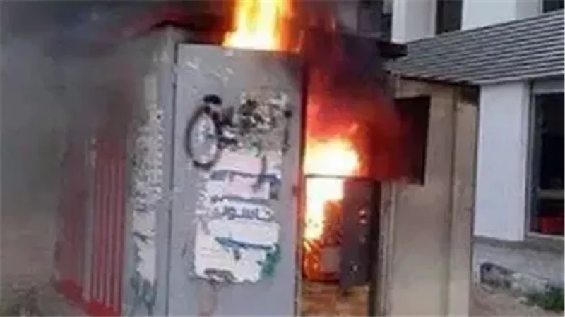 نشوب حريق بغرفة كهرباء