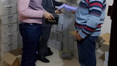 ضبط مخزن أدوية غير مرخص بحي شرق أسيوط خلال حملة مكبرة