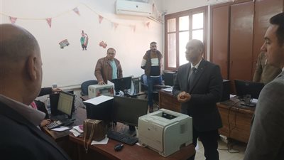 وزير العمل يتفقد مديرية عمل القاهرة والمركز القومي للسلامة والصحة المهنية 