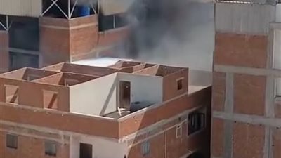 اندلاع حريق بمحل دهانات وامتداد النيران إلى عدة منازل بقرية الشعراء بدمياط