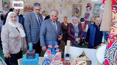 وكيل تعليم الفيوم يفتتح معرض