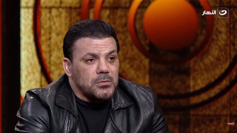 عمرو زكي