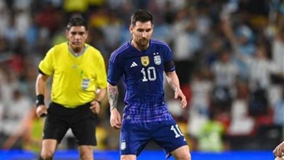 إبراهيم نور الدين: ليونيل ميسي لاعب هادئ لكن “سُهن”