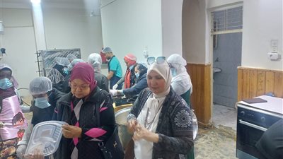 قومى المرأة بسوهاج يطلق مبادرة مطبخ المصرية للأسر الأكثر احتياجًا