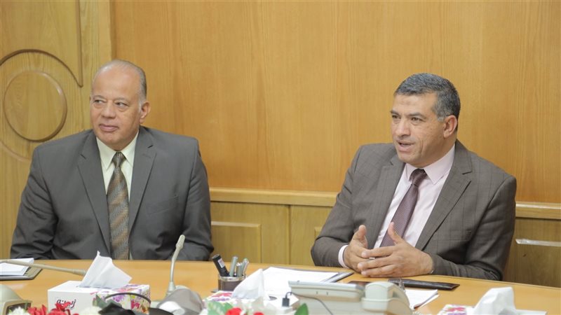 محافظ قنا يوجه بإنهاء