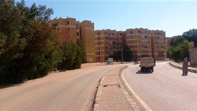 محافظ أسوان يوجه بتكثيف الجهود لتفعيل منظومة النظافة الجديدة بالمحافظة