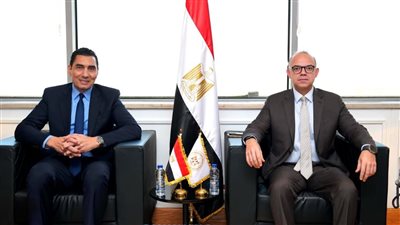 وزيرا الشباب والاستثمار يبحثان تأسيس صندوق لدعم المواهب الرياضية