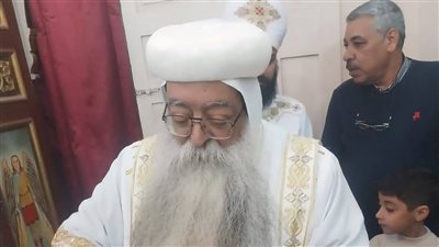 الأنبا تكلا يترأس القداس بدير الأنبا بلامون السائح بالقصر والصياد
