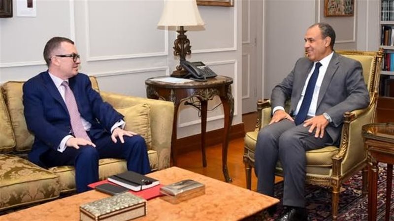وزير الخارجية ووزير