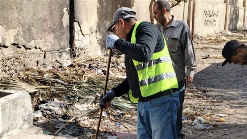 حملة نظافة بمقابر