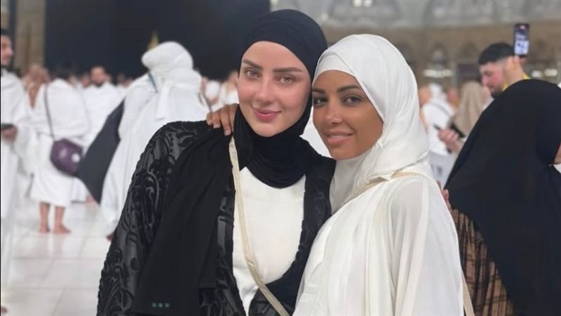  رضوى الشربيني وعلياء