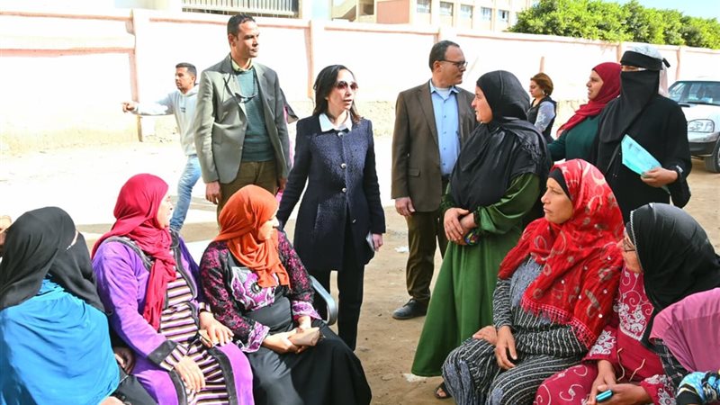 جولة مفاجأة  لمحافظ