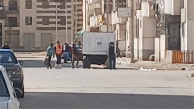 حملات ميدانية مكثفة للنظافة والكهرباء بحي عتاقة للحفاظ على المظهر الحضاري