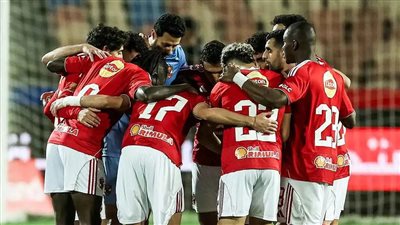 اتحاد الكرة يعلن طاقم تحكيم مباراة الأهلي ضد سموحة في الدوري