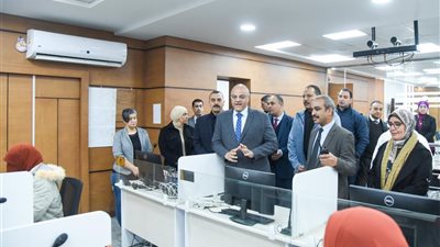 محافظ الإسكندرية يتابع من 