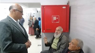 جولة ميدانية  لمحافظ الإسكندرية بمنطقة المندرة لتفقد عدد من المشروعات 