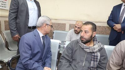 محافظ بني سويف يتفقد المركز التكنولوجي بمدينة ناصر لمتابعة التصالح والتراخيص