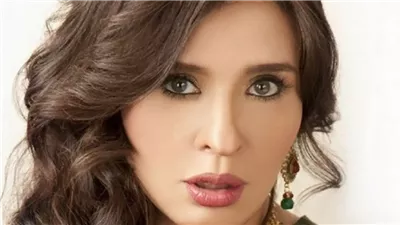الراقصة دينا: كانت أمنية حياتي من 20 سنة إني أفتح أكاديمية رقص 