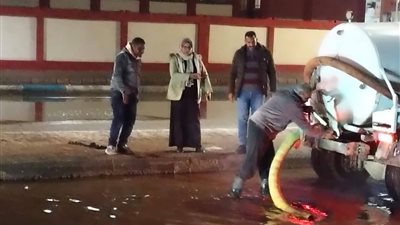 بتوجيهات محافظ السويس.. رفع درجة الاستعداد القصوى بحي الأربعين لمواجهة الأمطار