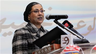 رئيسة القومي للمرأة:  تمكين المرأة قضية وطن.. والوعي خط الدفاع الأول 
