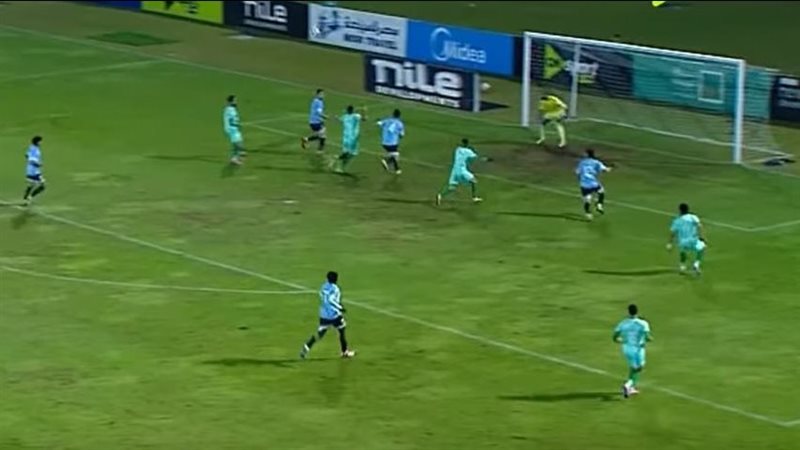 بيراميدز وغزل المحلة