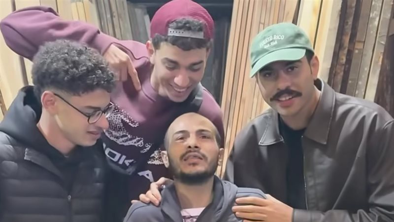 أحمد رمزي مع الجمهور