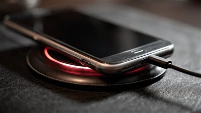 هل تشحن الهاتف دائما حتى 100%؟.. خدعة واحدة للحفاظ على بطاريتك