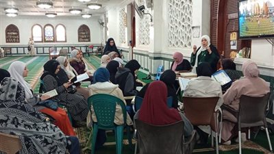 واعظات الأوقاف يواصلن الدروس الرمضانية ومجالس التفسير والمقارئ القرآنية