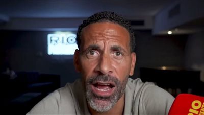 ريو فرديناند يشيد بنجم أرسنال إيبريتشي إيزي بعد مباراة توتنهام بالديربي