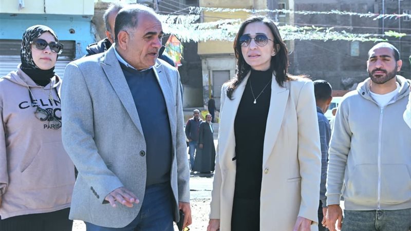 محافظ البحيرة تتفقد