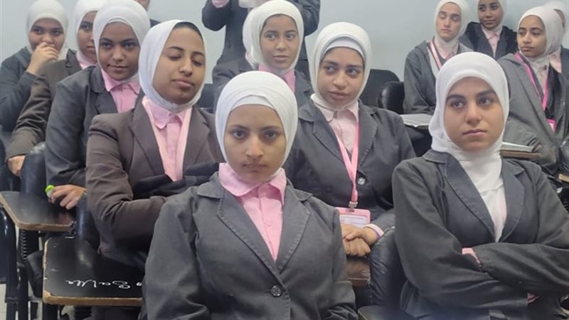 طلاب تمريض العجمي