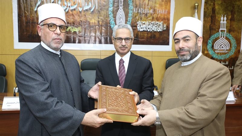 محافظ بنى سويف خلال