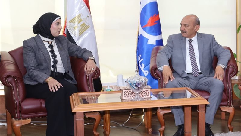 جانب من اللقاءات