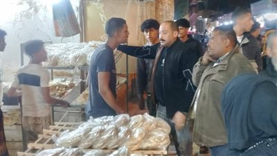 حملة موسعة لرفع الإشغالات بقرية فنارة في فايد وضبط الأسواق                 