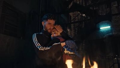 مسلسل سوا سوا الحلقة 9 .. أحمد مالك يلجأ لبيع قرنية عينه لعلاج هدى المفتي 