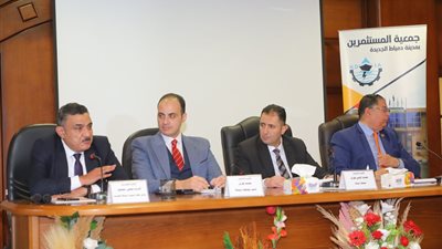 محافظ دمياط يتفقد معرض دمياط الجديدة NDEX ويعقد لقاء بمقر جمعية المستثمرين