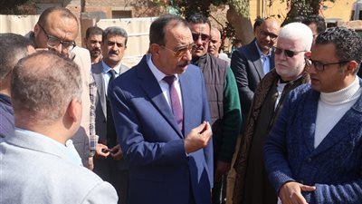 محافظ سوهاج يتفقد عددا من المشروعات الخدمية والتنموية بمركز جهينة   