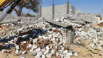 محافظ أسيوطيعلن إزالة 20 حالة تعدي بـ6 مراكز وحي شرق ضمن الموجة الـ28